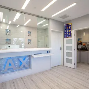 Elev8 Angeles, Lax United States